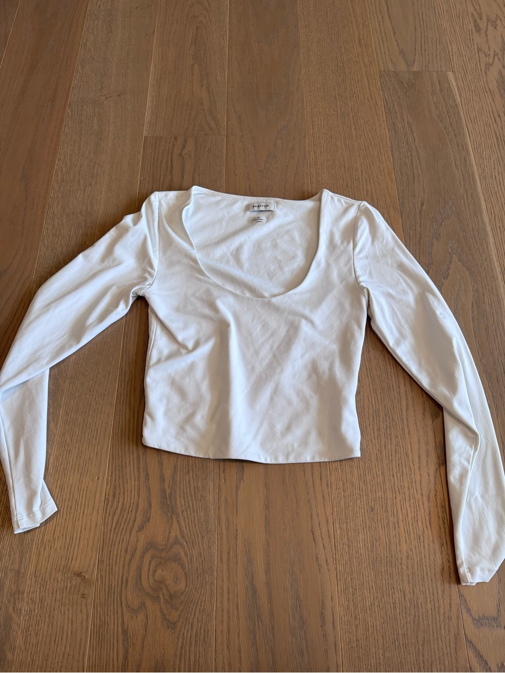 Aritzia white contour top